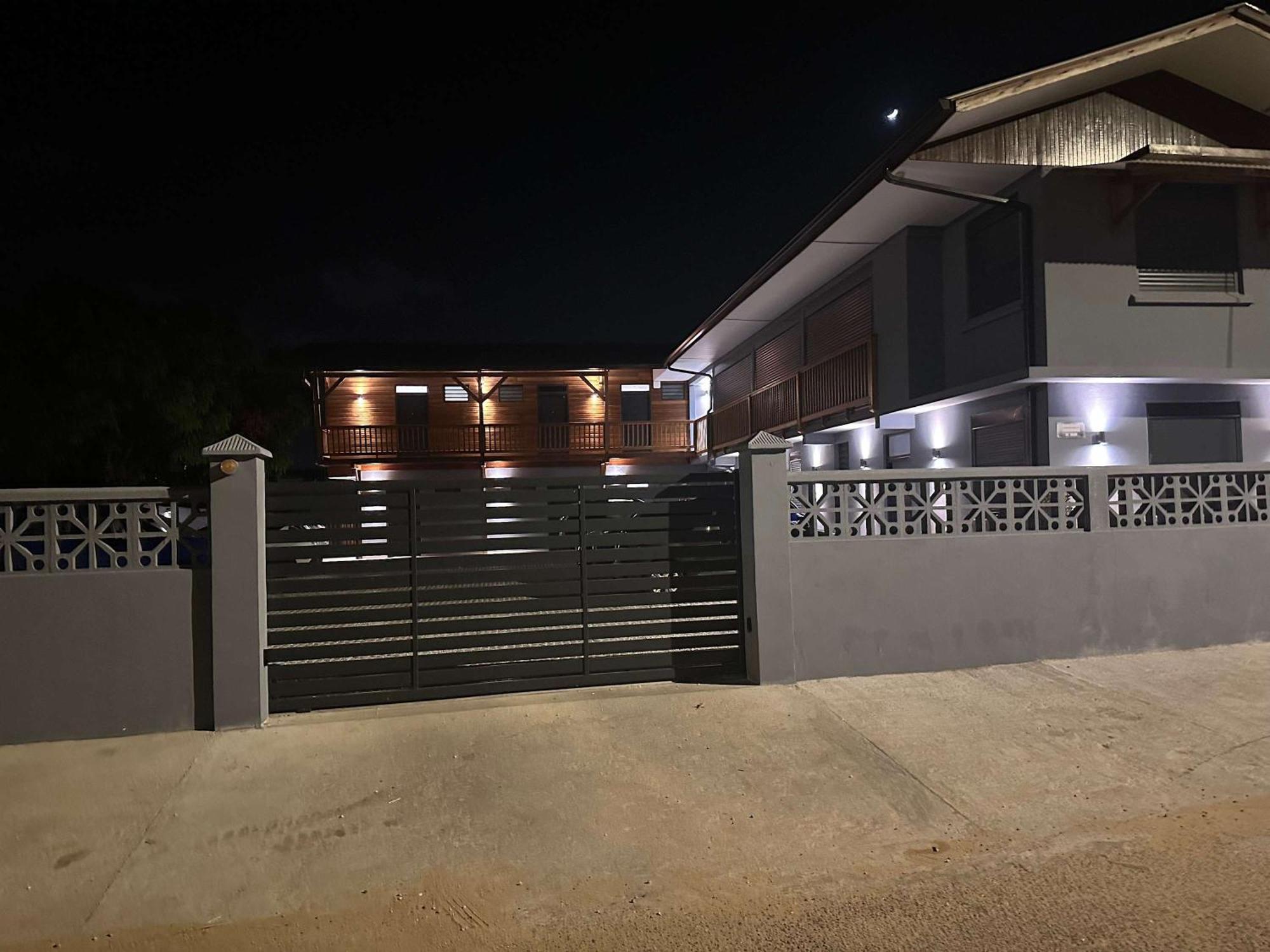 Superbe T1 A 50 Metre De La Mer Cayenne Exterior photo